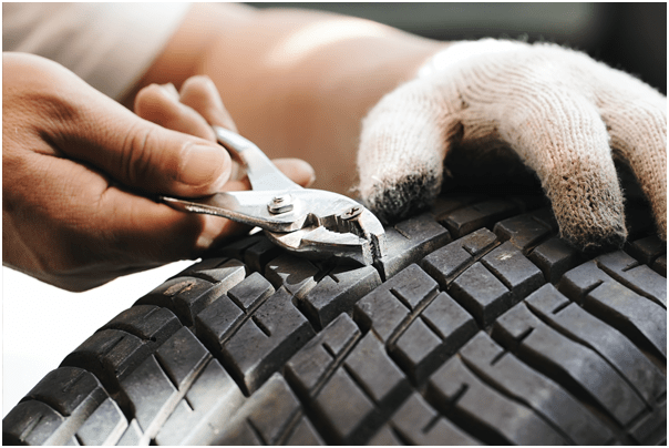 rsa services Towman Flat tyre repair or Puncture repair